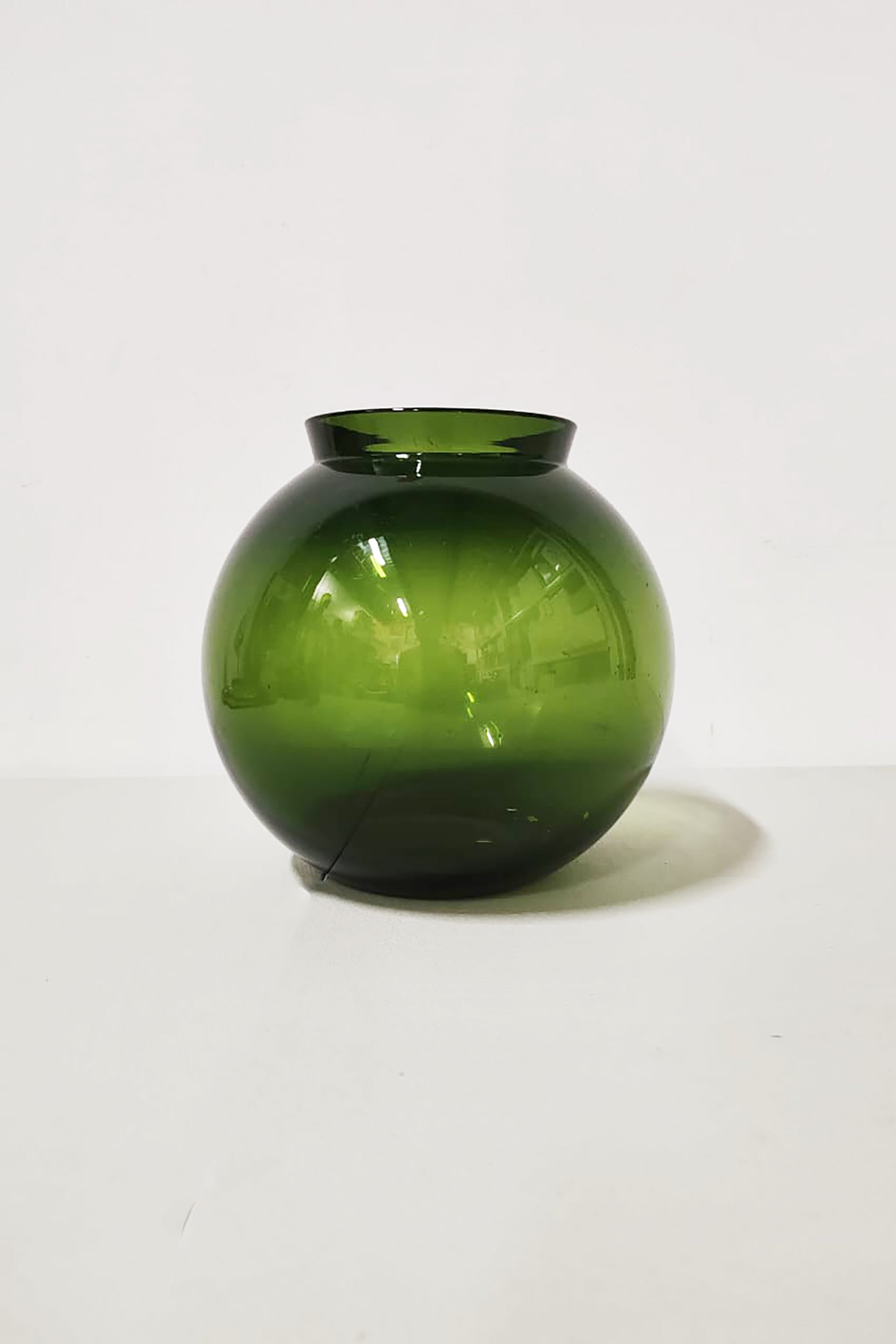 Green Round Glass Vase