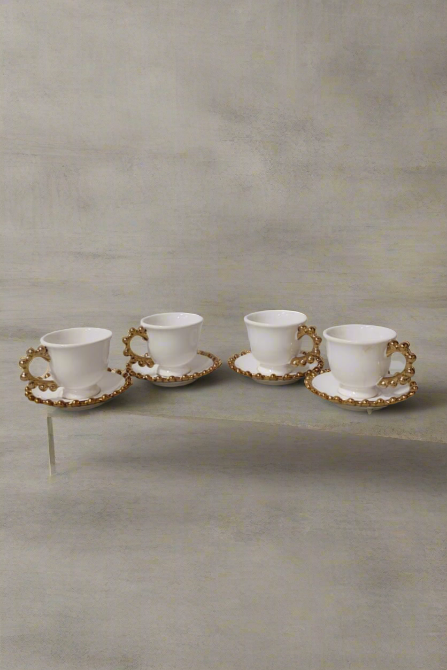 Ceramic Tea Cup Set A (4pcs with saucer)