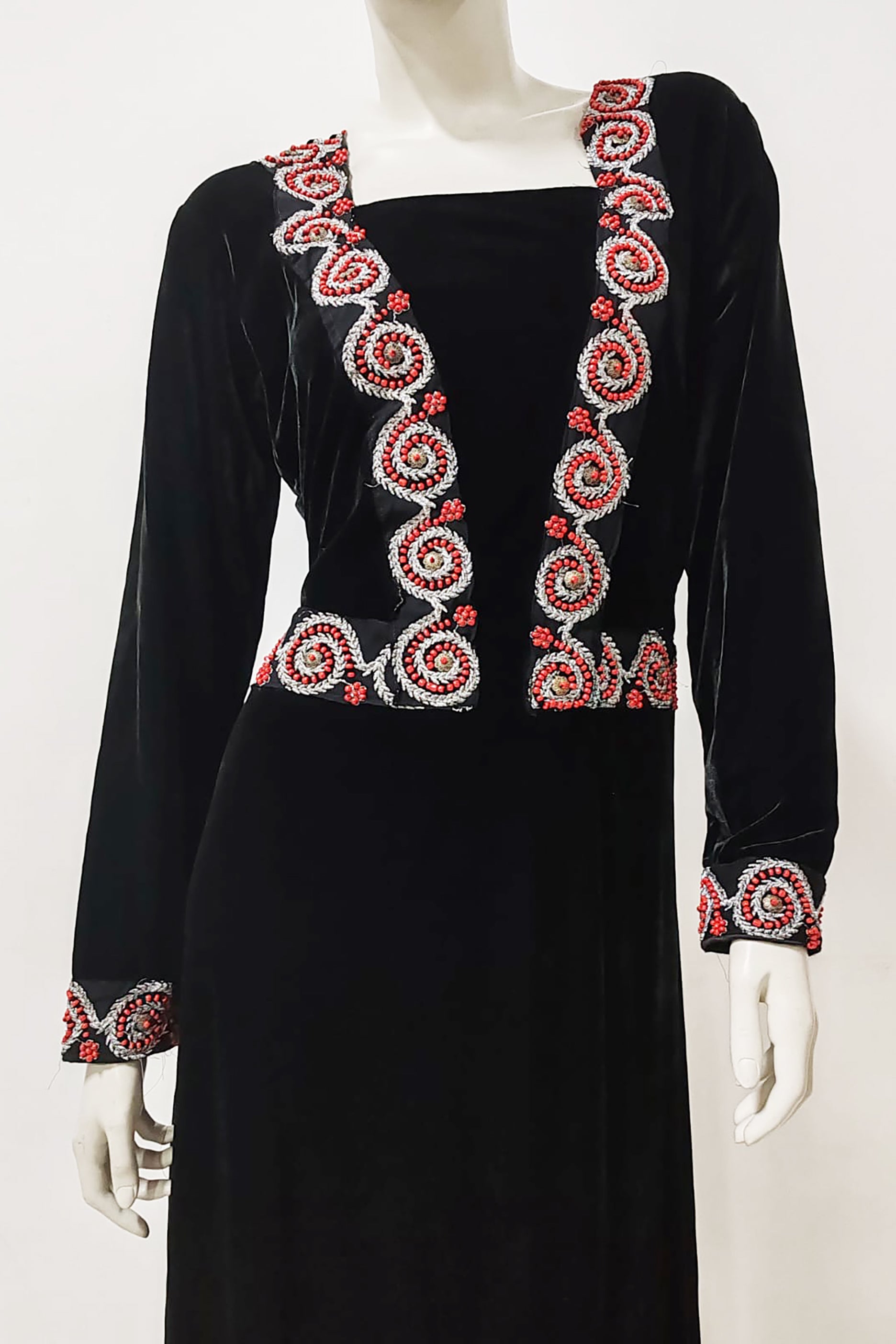 Black Long Sleeve Dress with Embroidery