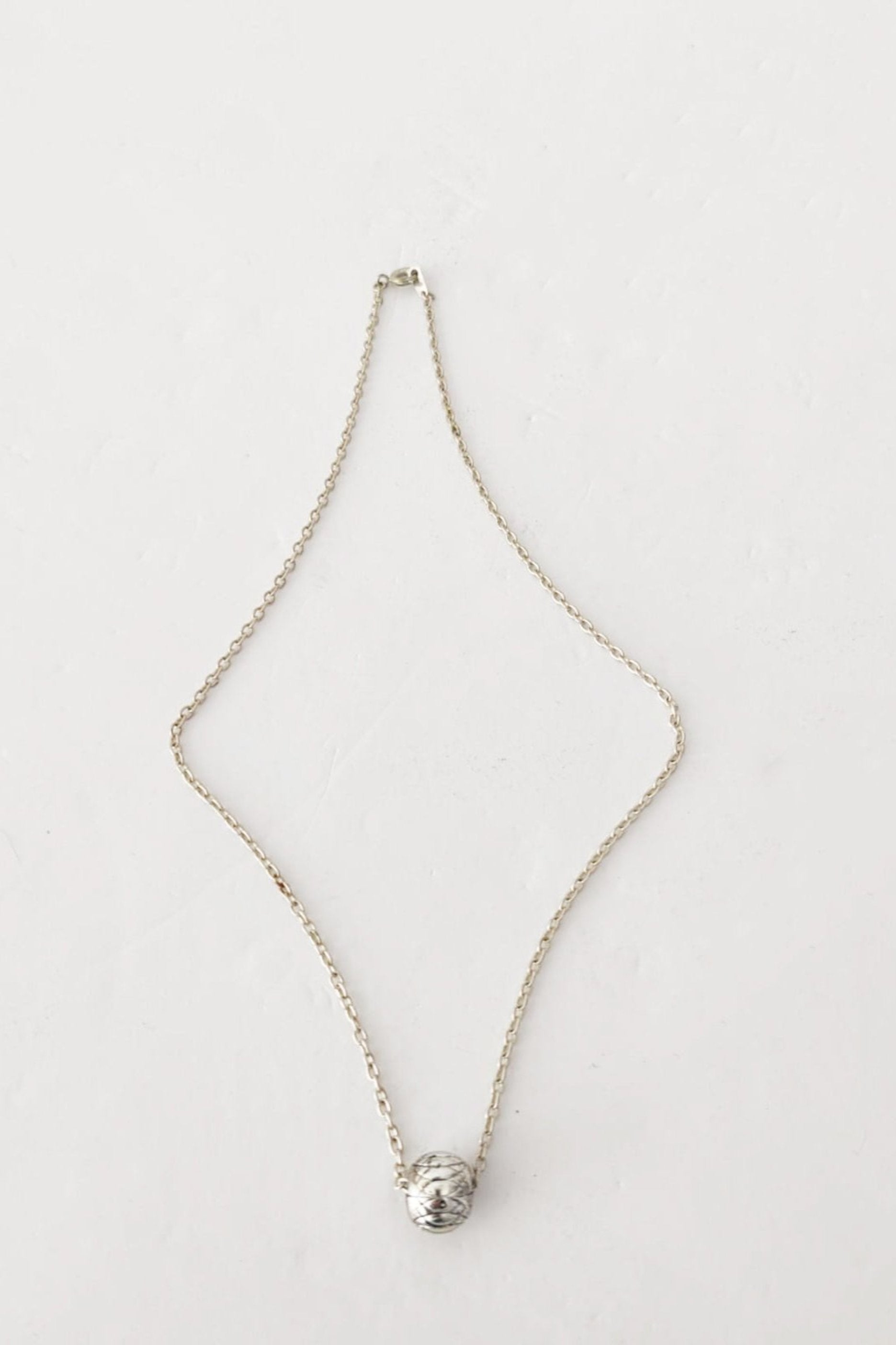 Silver Necklace with Round Pendant