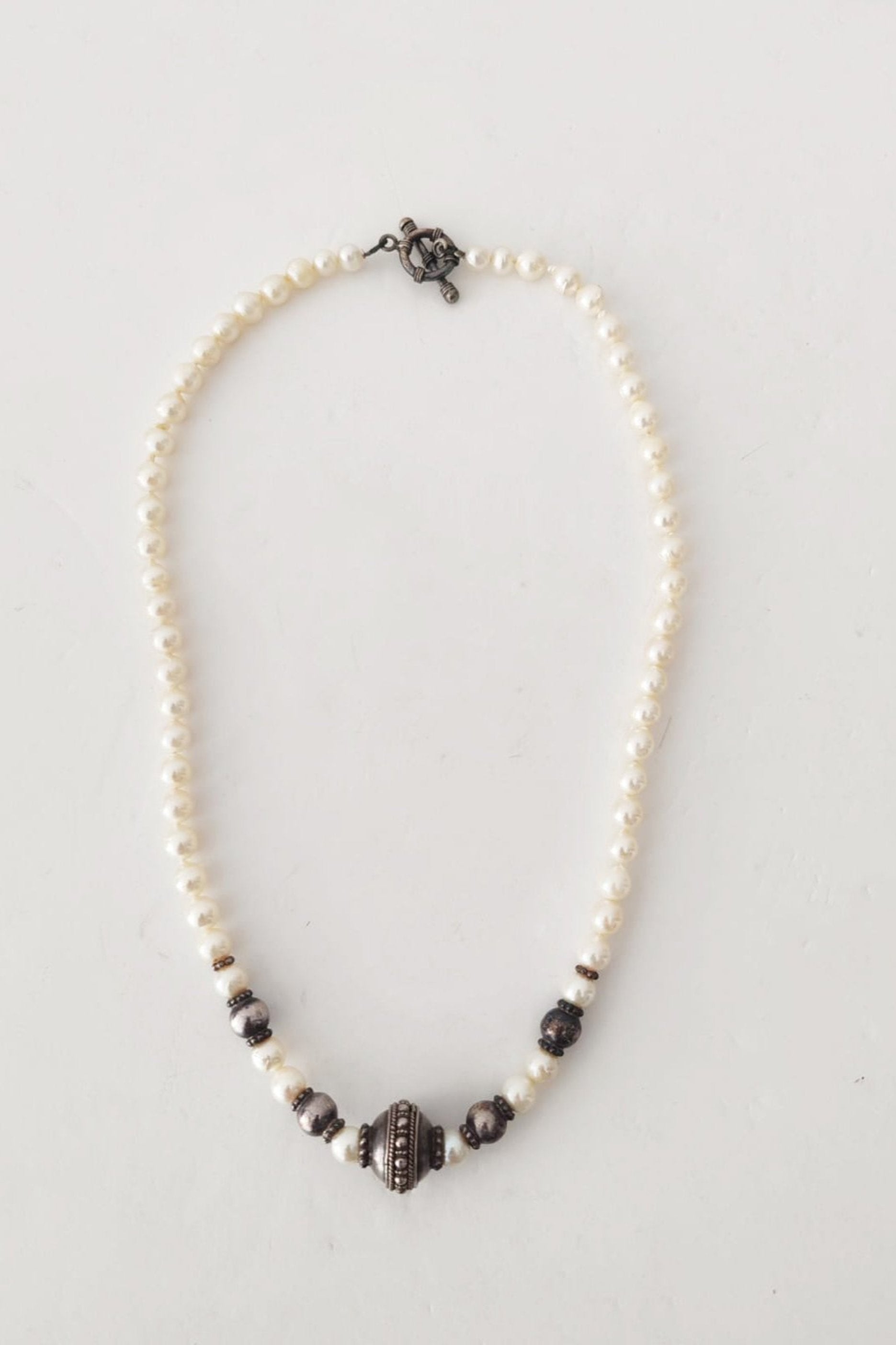 White Pearl Necklace