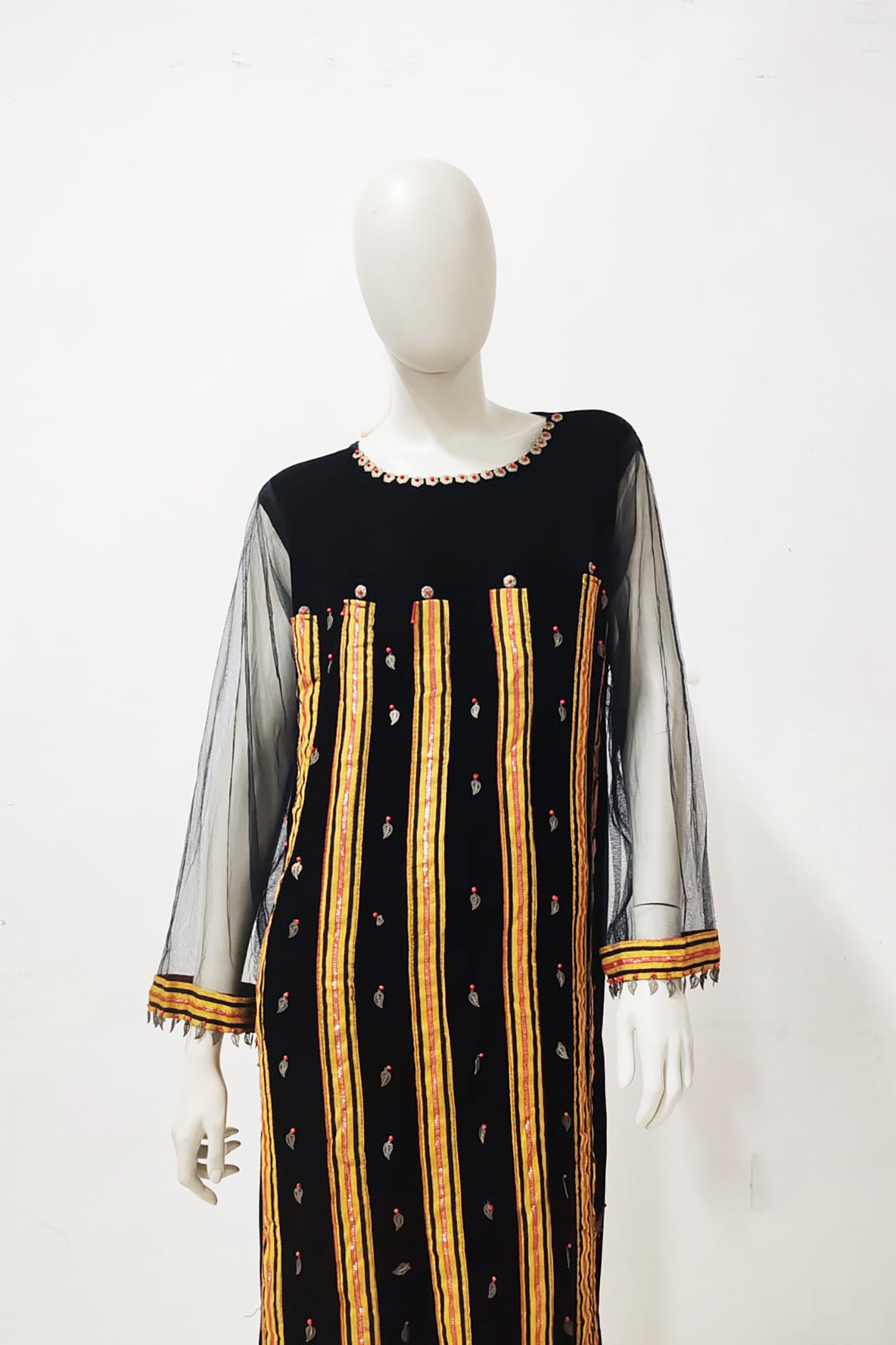 Black and Gold Design Kaftan