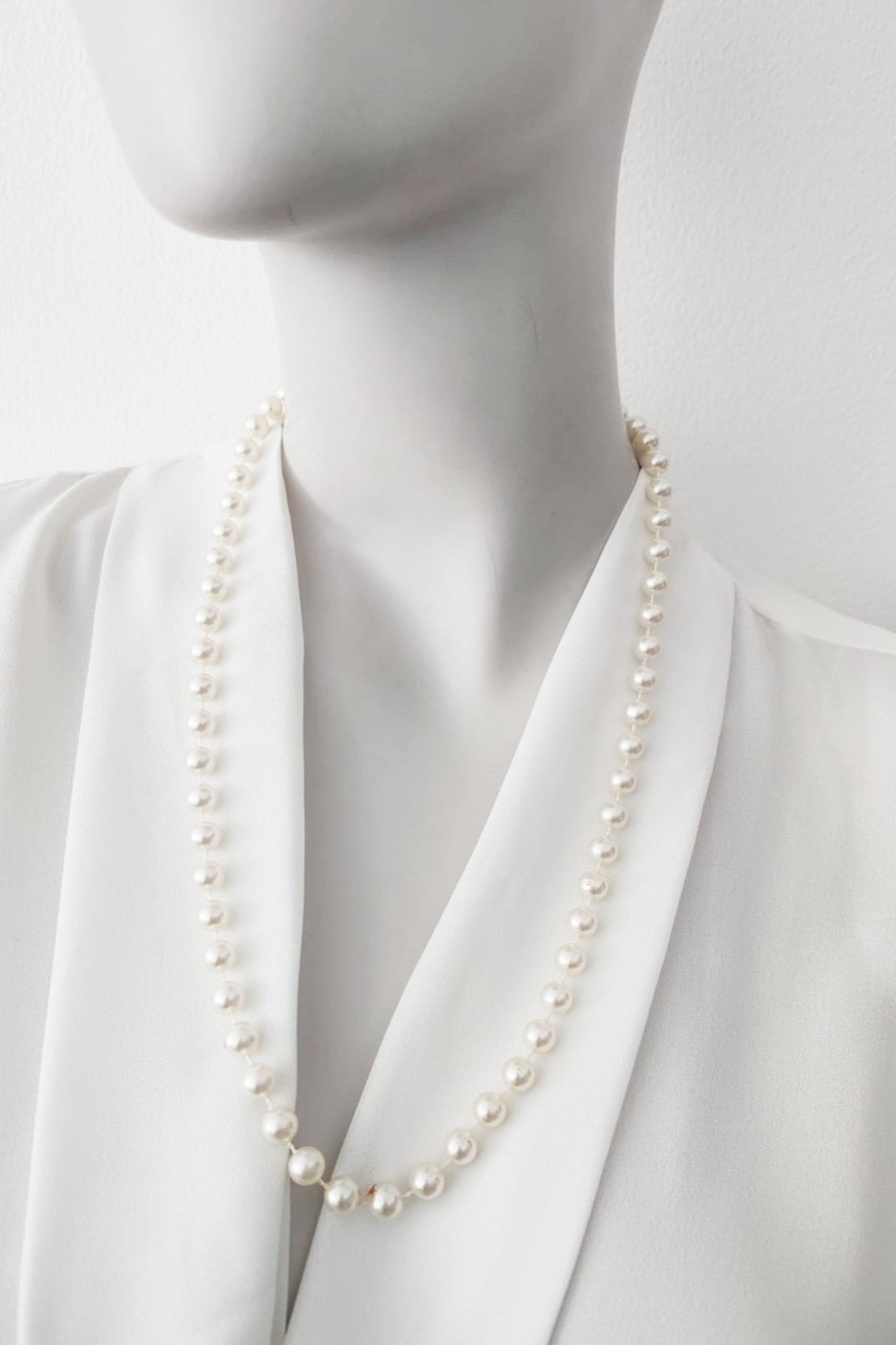 Faux pearl necklace