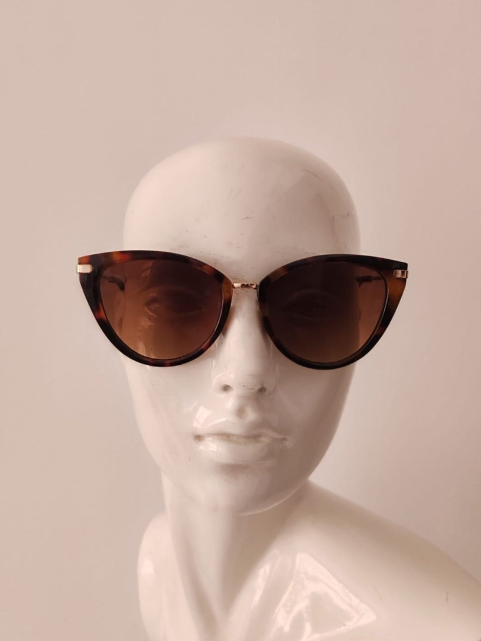 Cat Eye Tortoise Shell with Brown Tinted Sunglasses