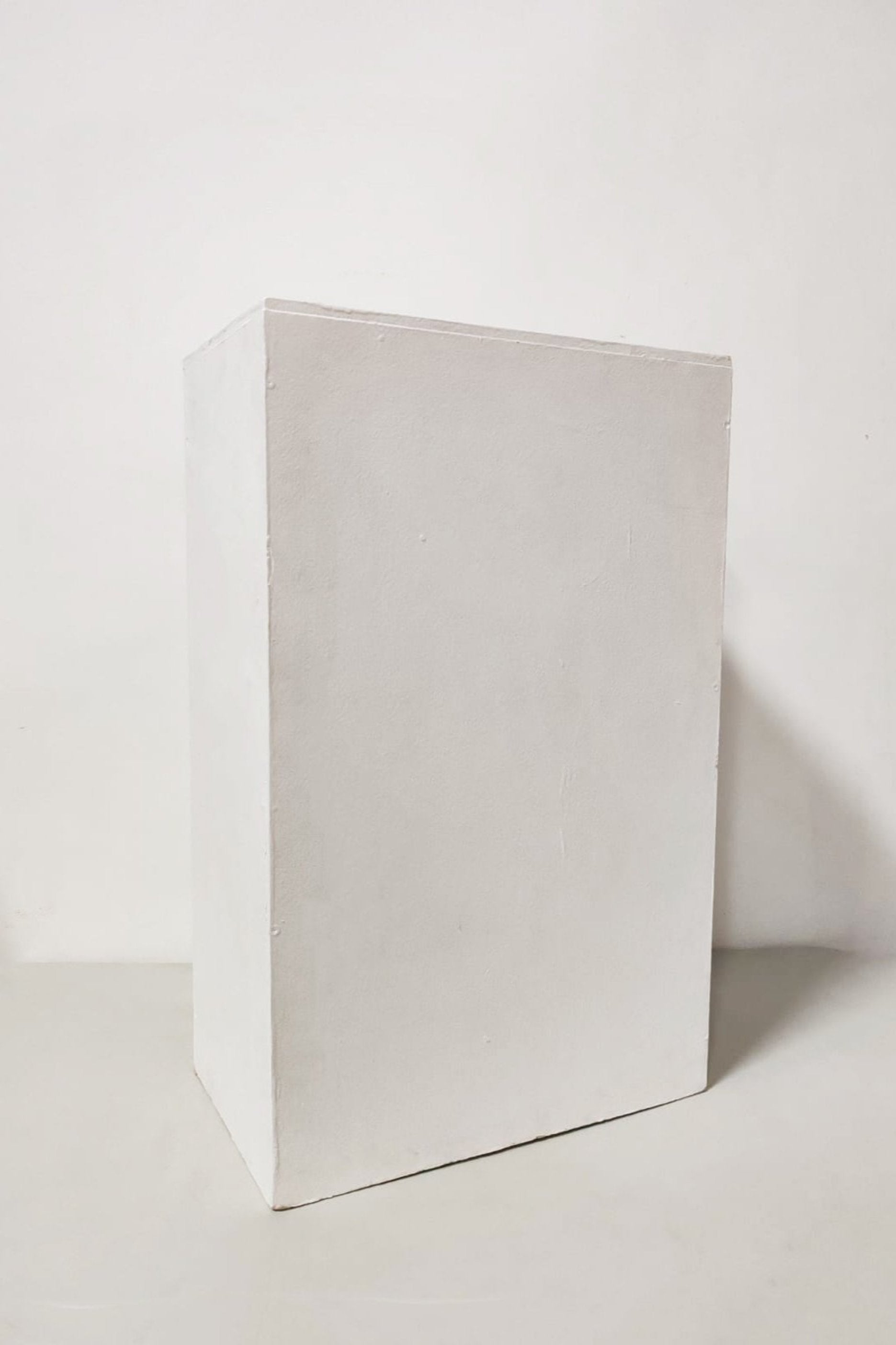 White Box Plinth (30x50x80cm)