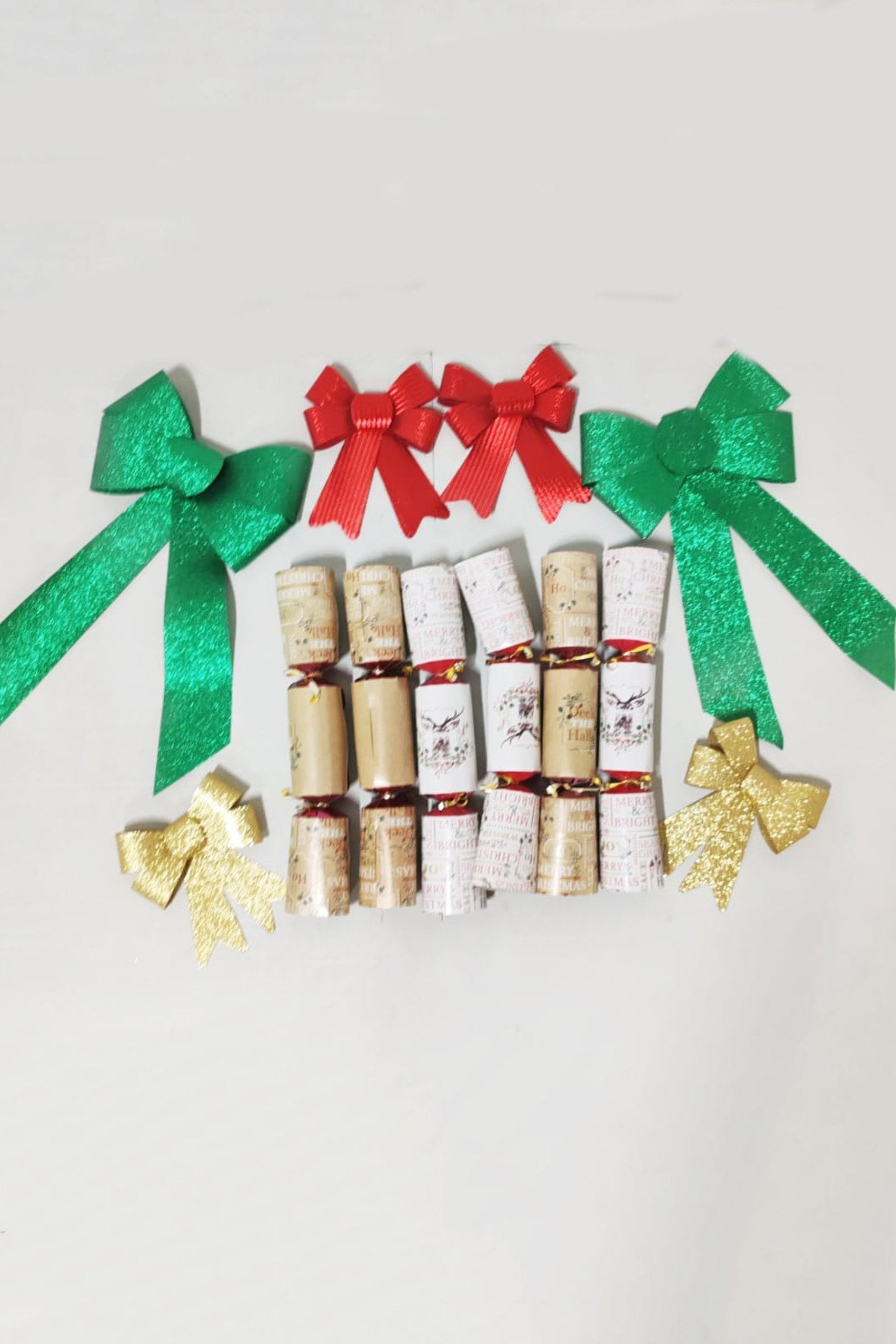 Christmas Ribbon and Cracker Decor