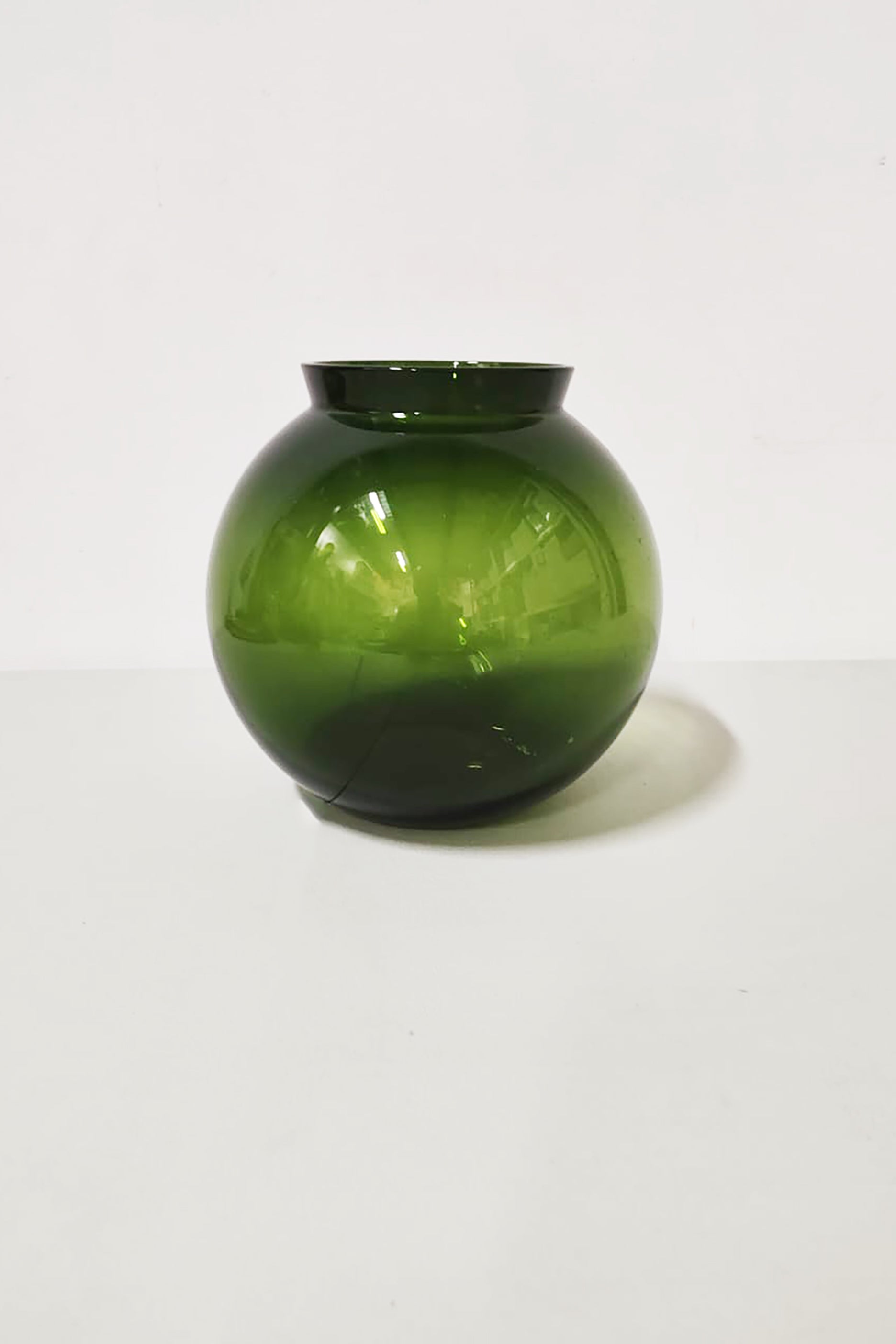 Green Round Glass Vase