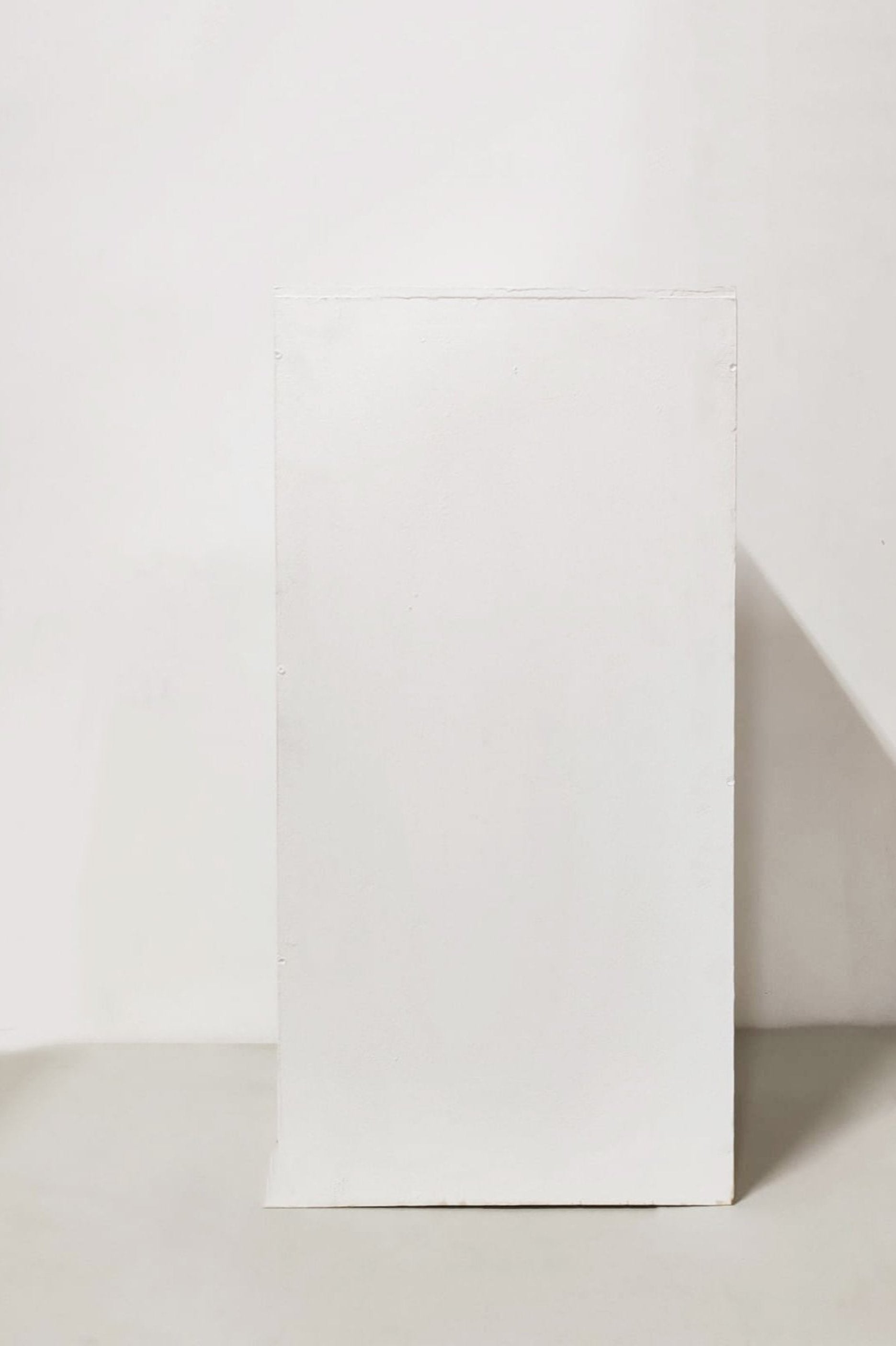 White Box Plinth (30x50x100cm)