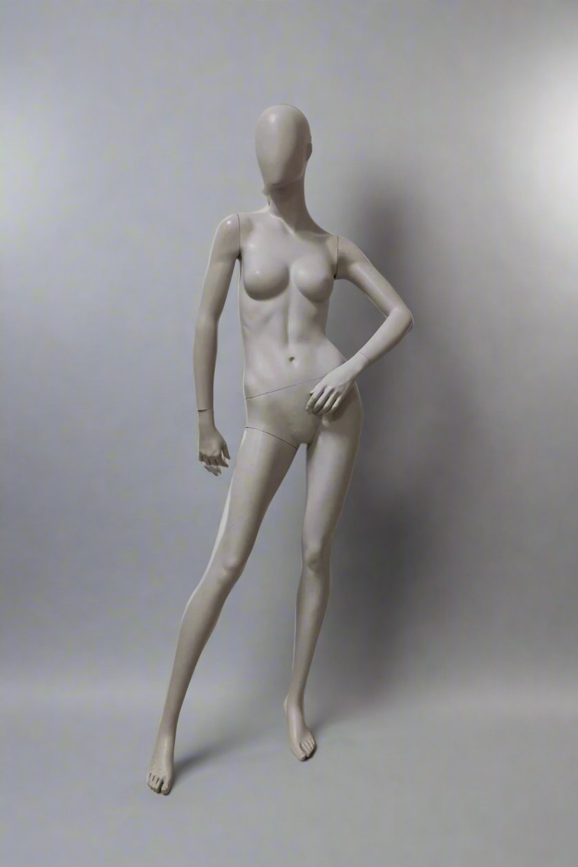 White Mannequin 4