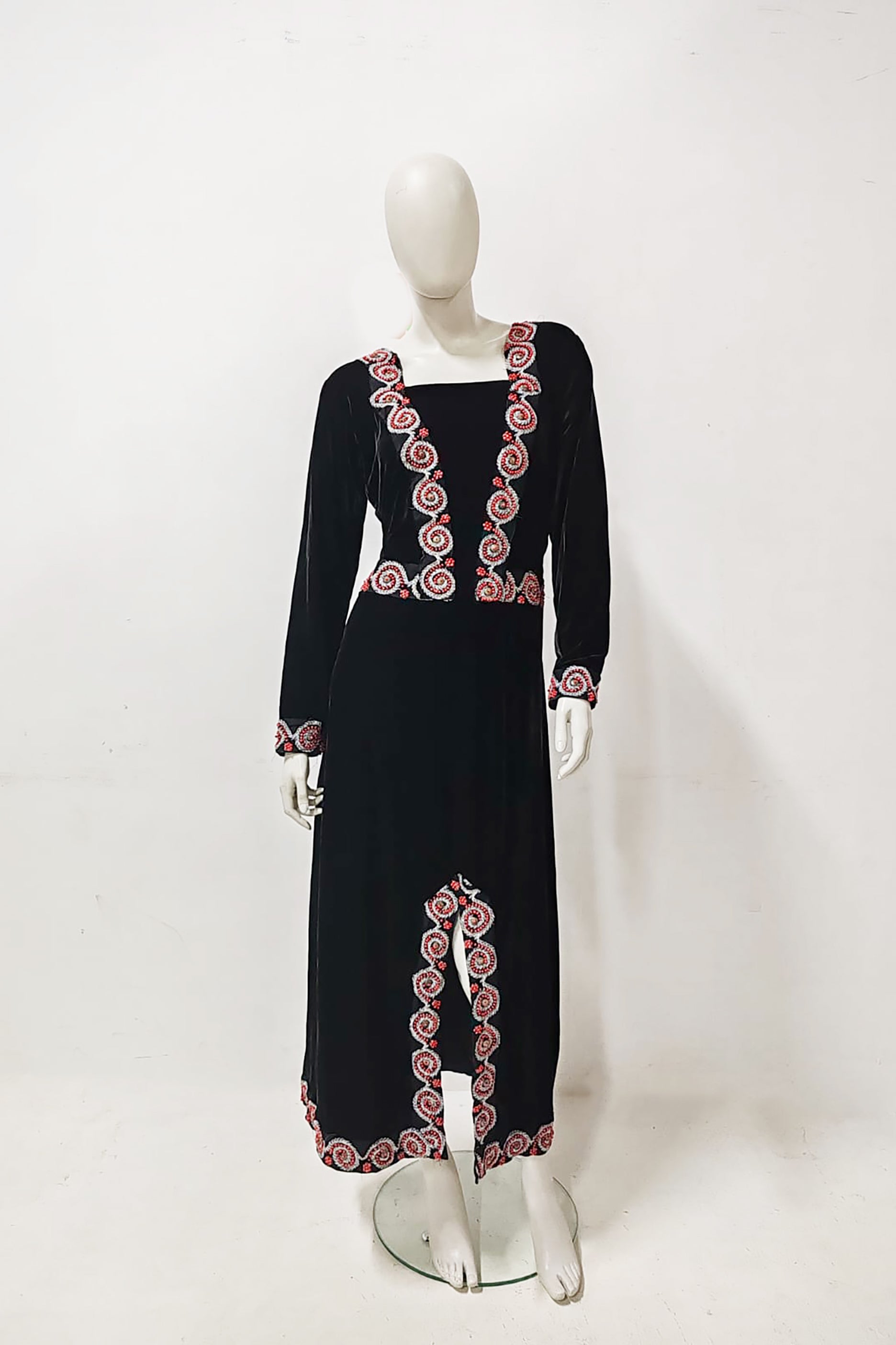 Black Long Sleeve Dress with Embroidery