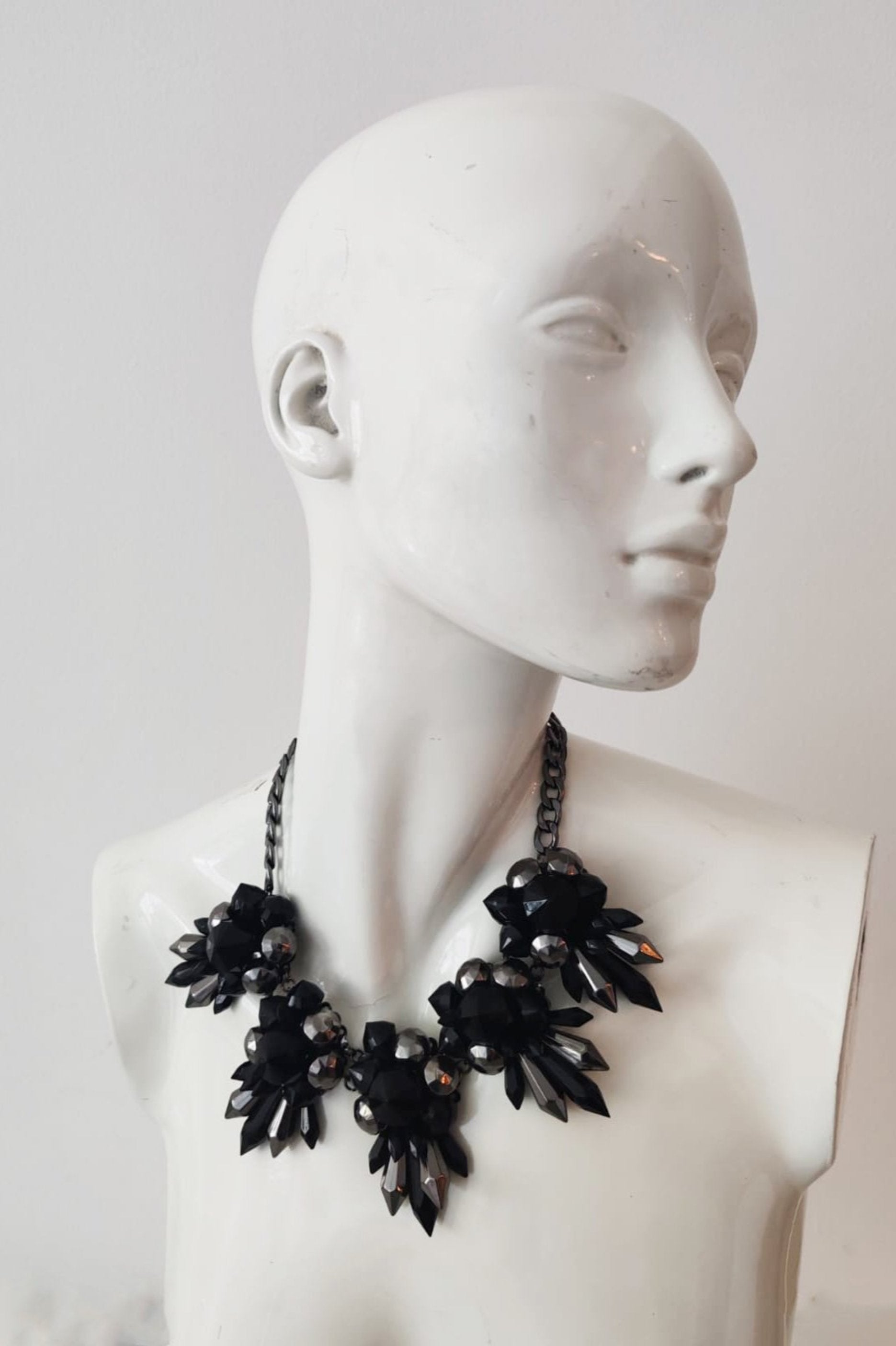 Black Flower Crystal Necklace