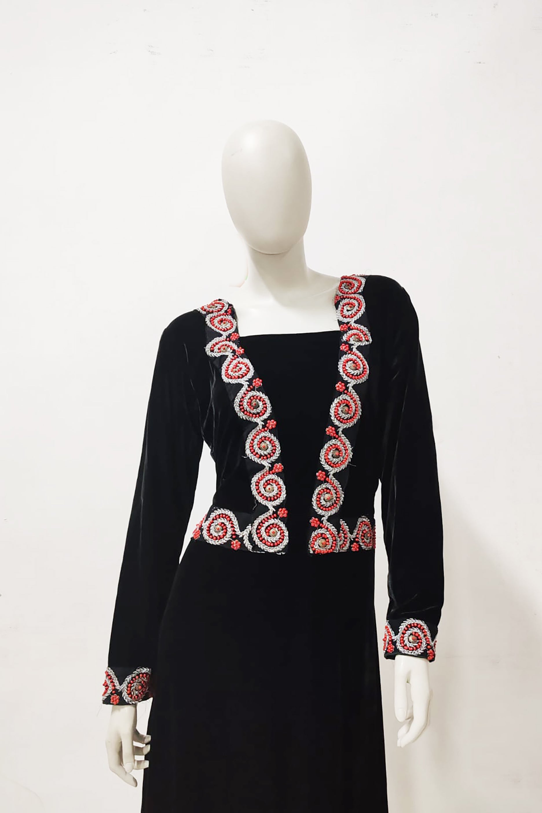 Black Long Sleeve Dress with Embroidery