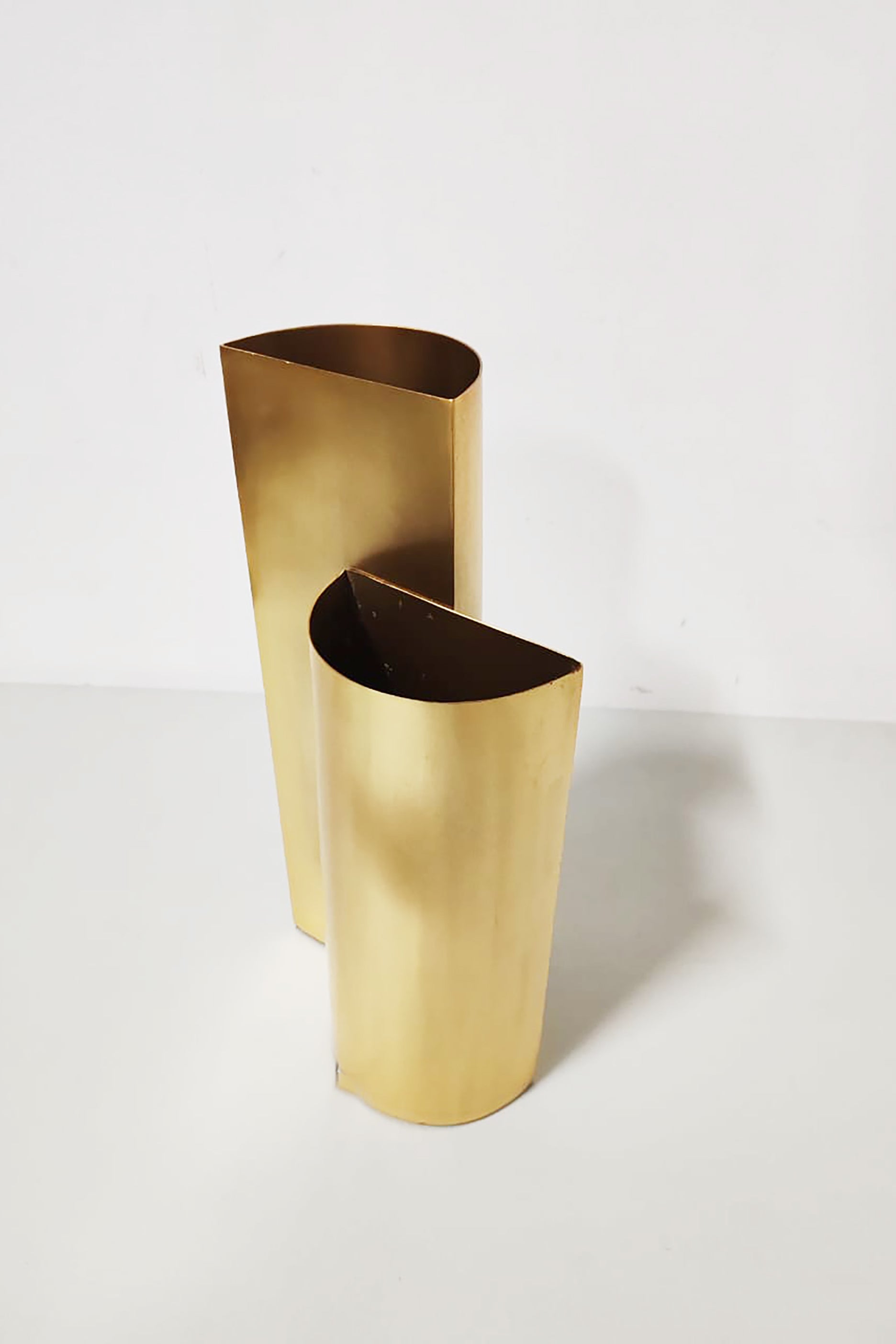 Metal Gold Cylinder Vase