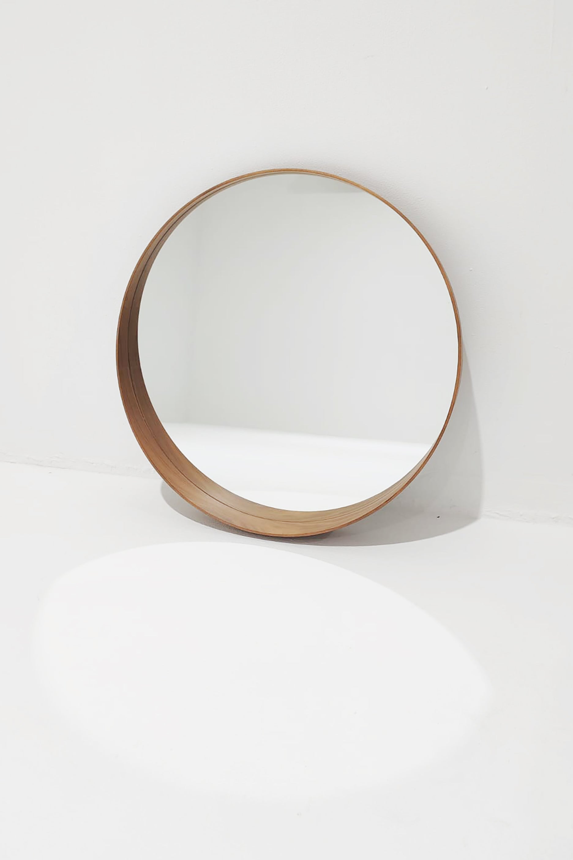 Wooden Round Bathroom Mirror