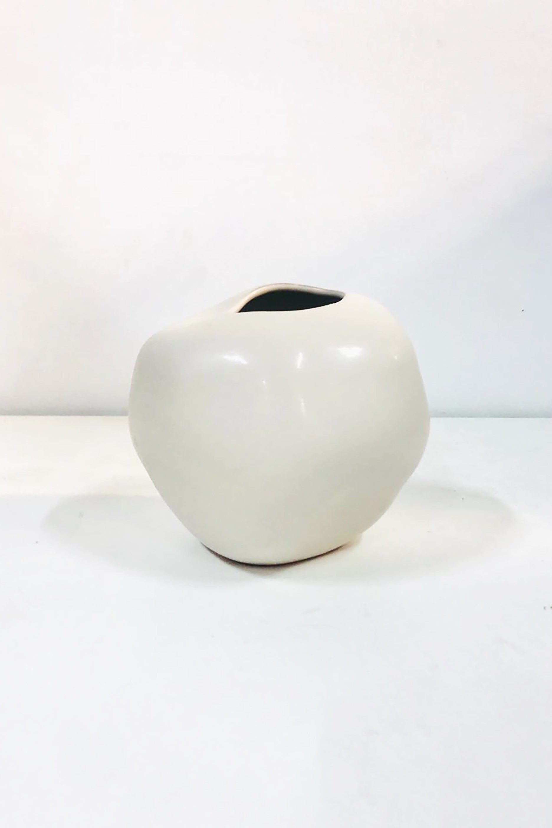 Off-white Irregular Abstract Shaped Vase