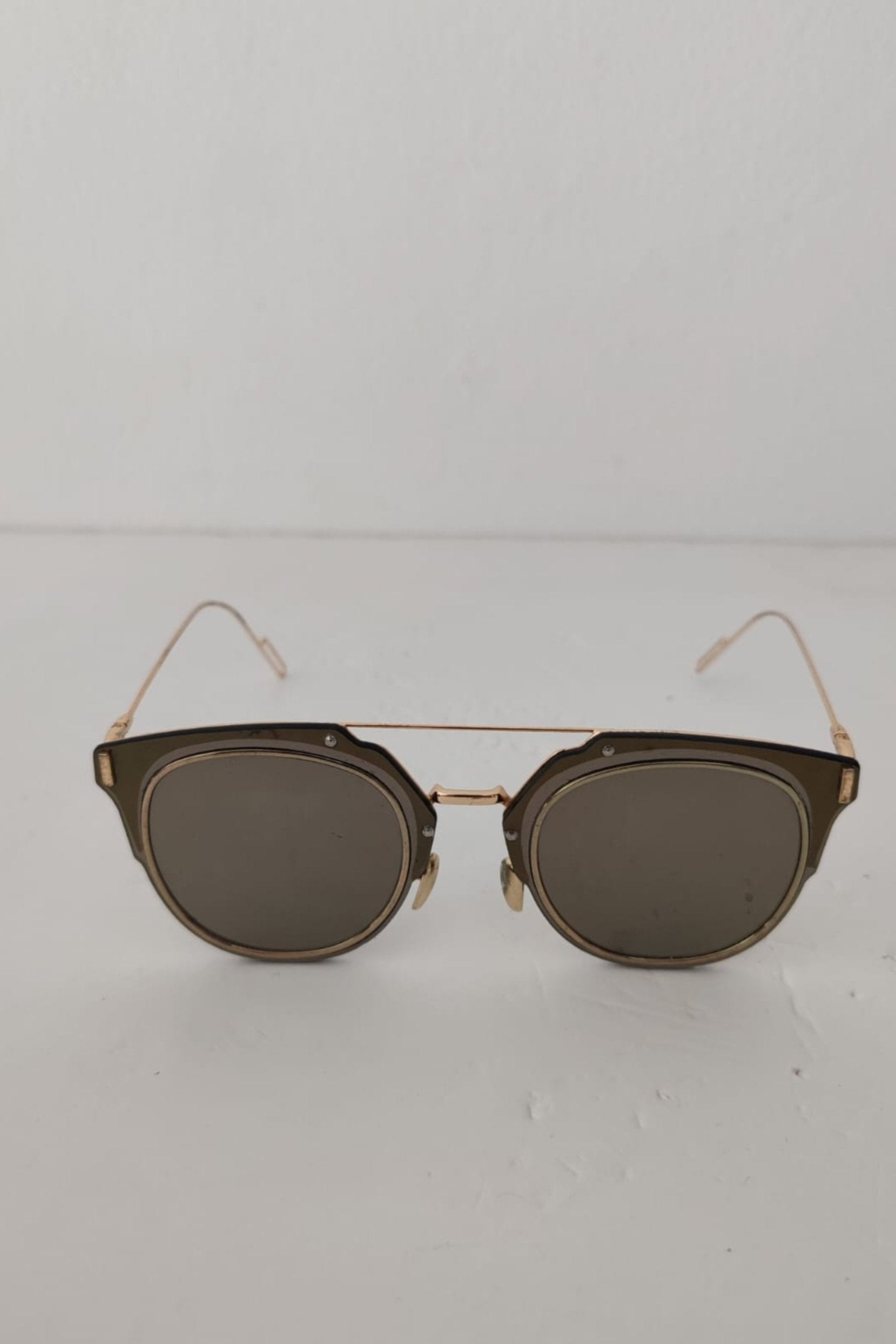 Gold Round Frame Tinted Sunglasses