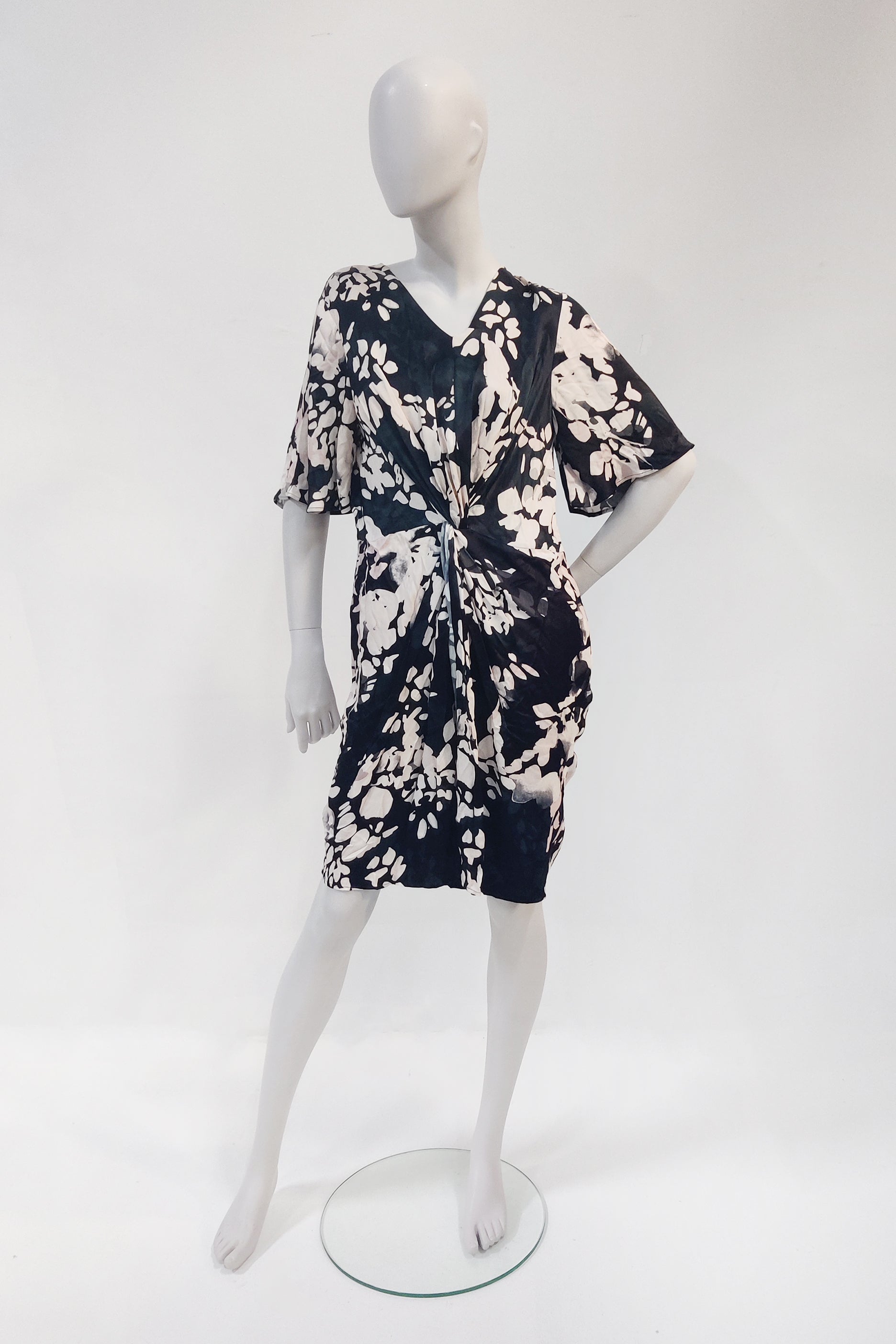 Monochrome Floral Dress (Eu42)